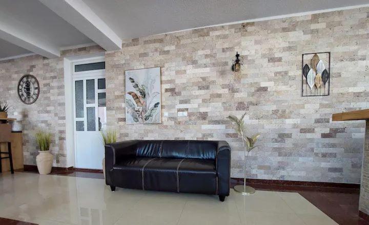 "House Muenster" Bed&Breakfast - Ulcinj Donji Stoj Εξωτερικό φωτογραφία